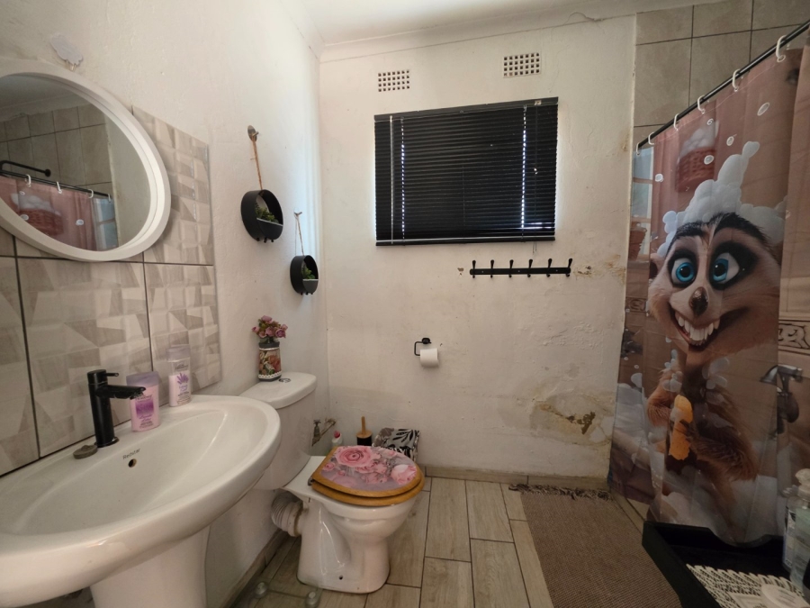 3 Bedroom Property for Sale in Roodia Free State